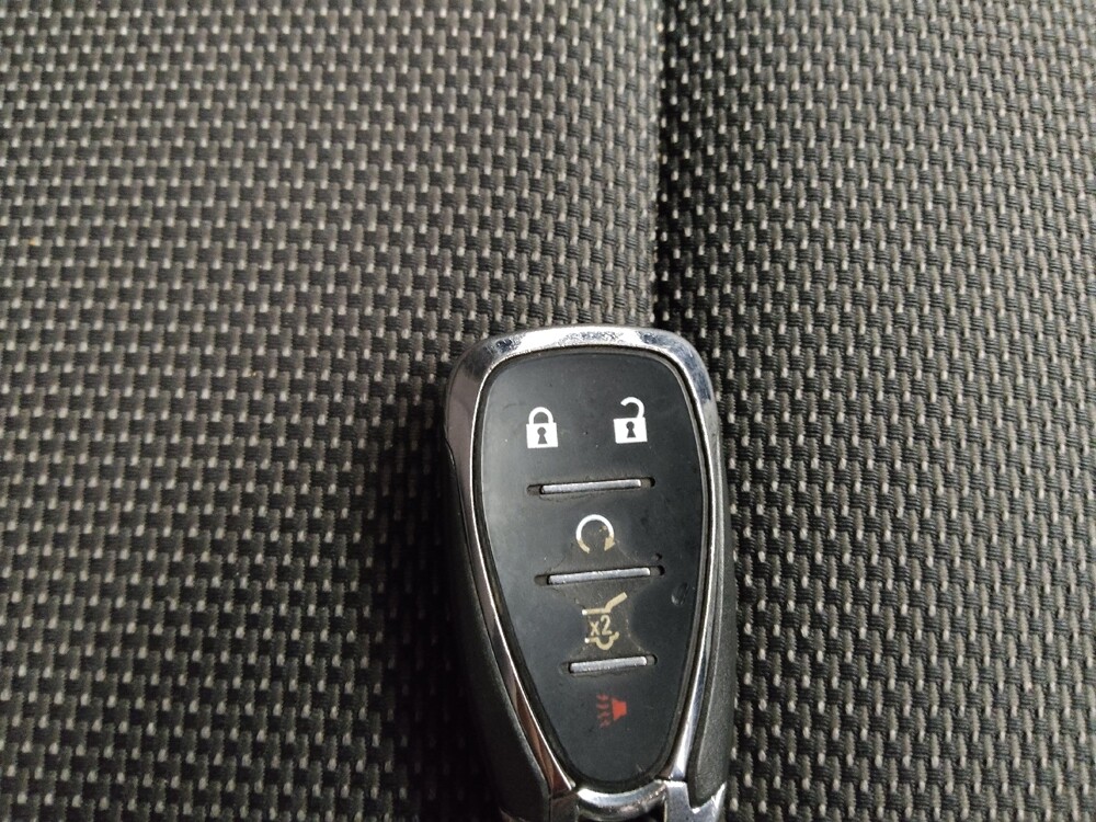 2019 Chevrolet Traverse in Midlothian, IL 60445 - 18135941 32