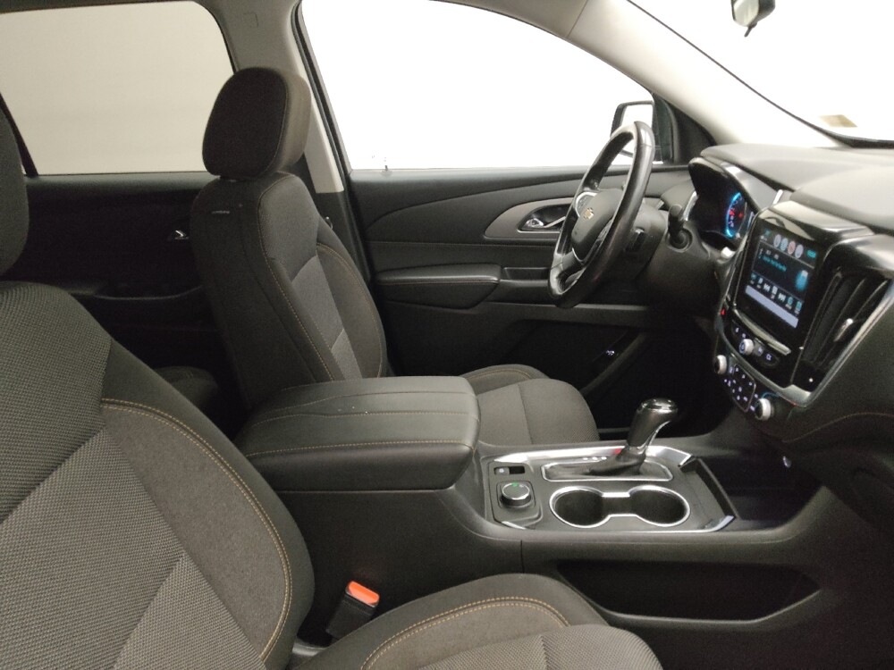 2019 Chevrolet Traverse in Midlothian, IL 60445 - 18135941 21