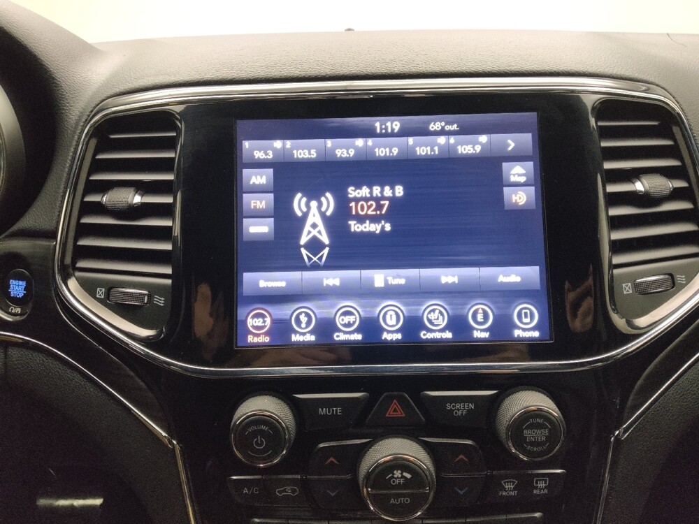 2019 Jeep Grand Cherokee in Lombard, IL 60148 - 18135942 25