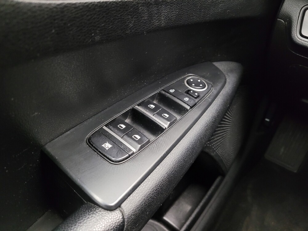 2019 Kia Forte in Taylor, MI 48180 - 18135948 27