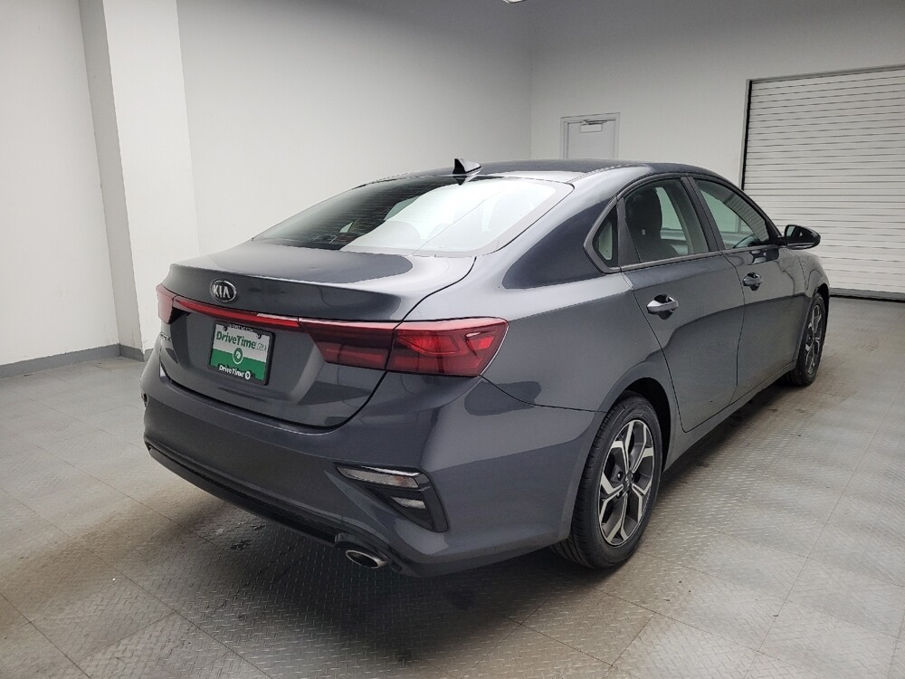 2019 Kia Forte in Taylor, MI 48180 - 18135948 9
