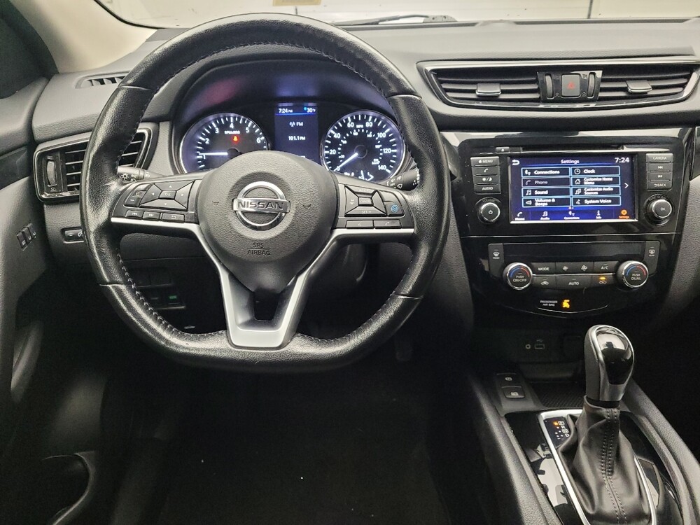 2021 Nissan Rogue Sport in Eastpointe, MI 48021 - 18135951 22