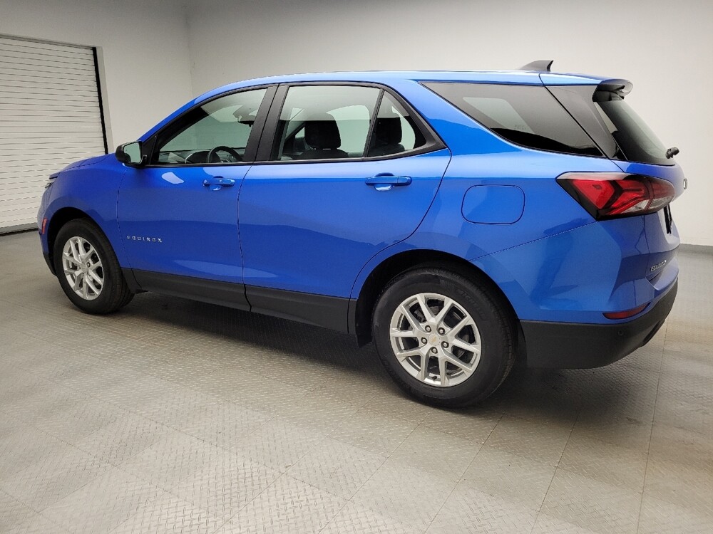 2024 Chevrolet Equinox in Eastpointe, MI 48021 - 18135953 3