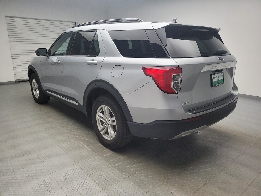 2022 Ford Explorer in Grand Rapids, MI 49508 - 18135956 5