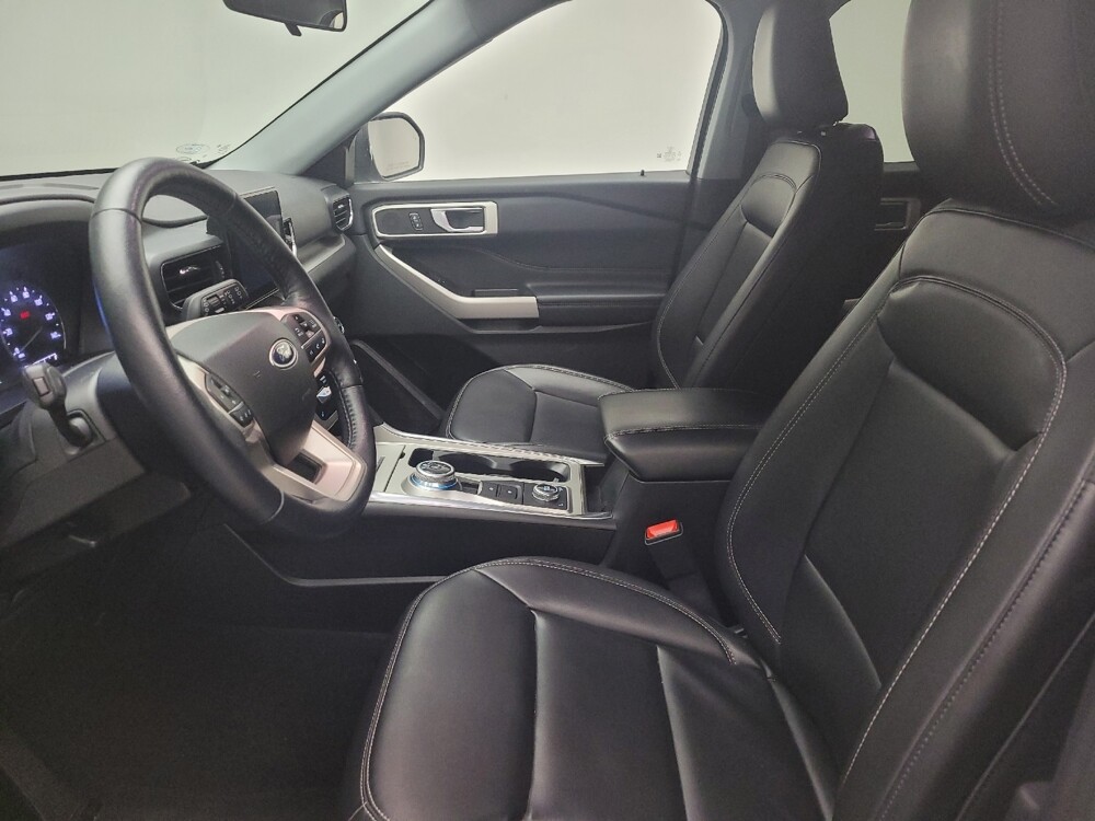 2022 Ford Explorer in Grand Rapids, MI 49508 - 18135956 17