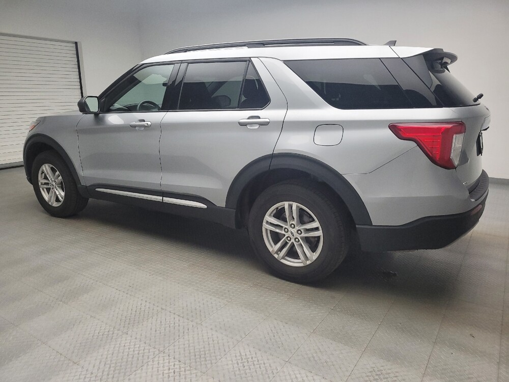 2022 Ford Explorer in Grand Rapids, MI 49508 - 18135956 3