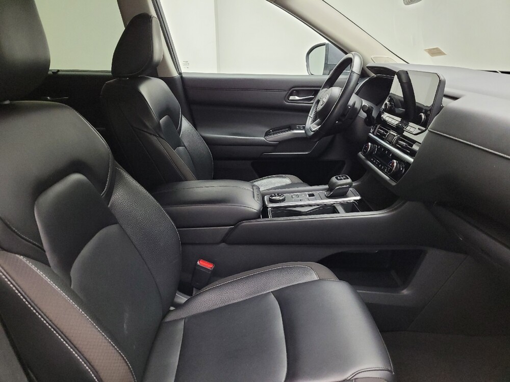 2022 Nissan Pathfinder in Eastpointe, MI 48021 - 18135957 21