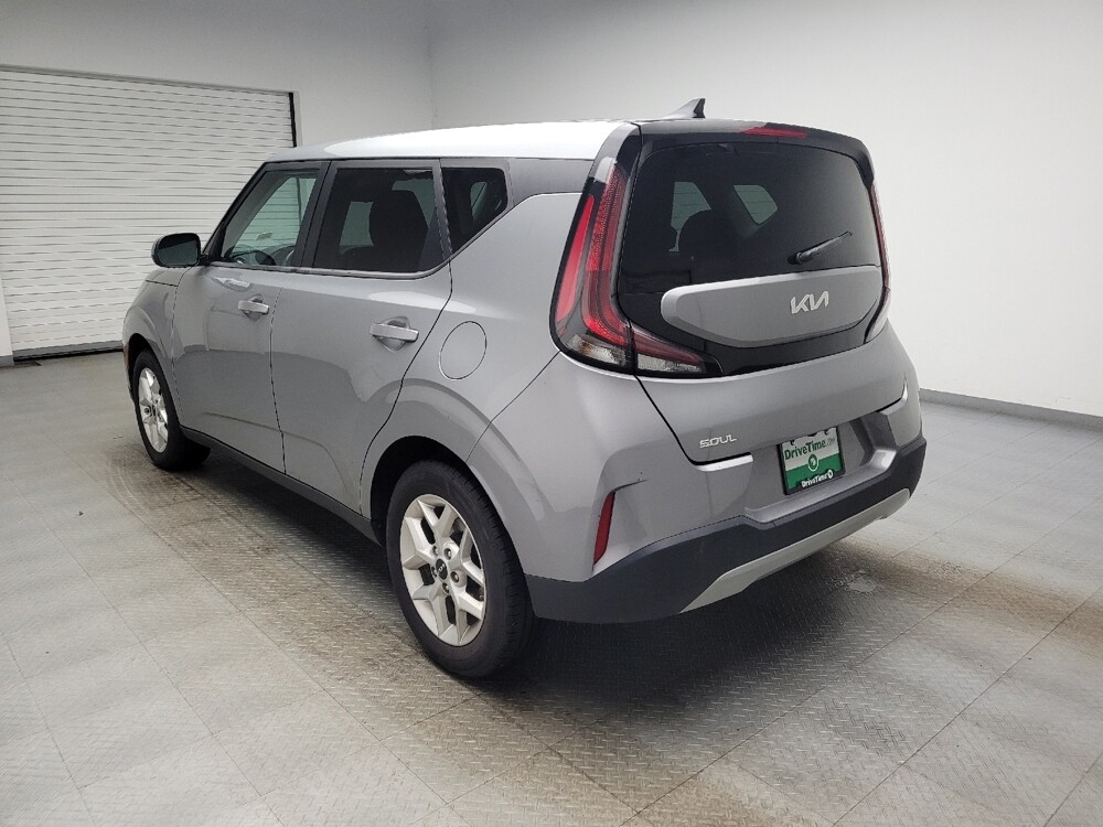 2023 Kia Soul in Eastpointe, MI 48021 - 18135962 5
