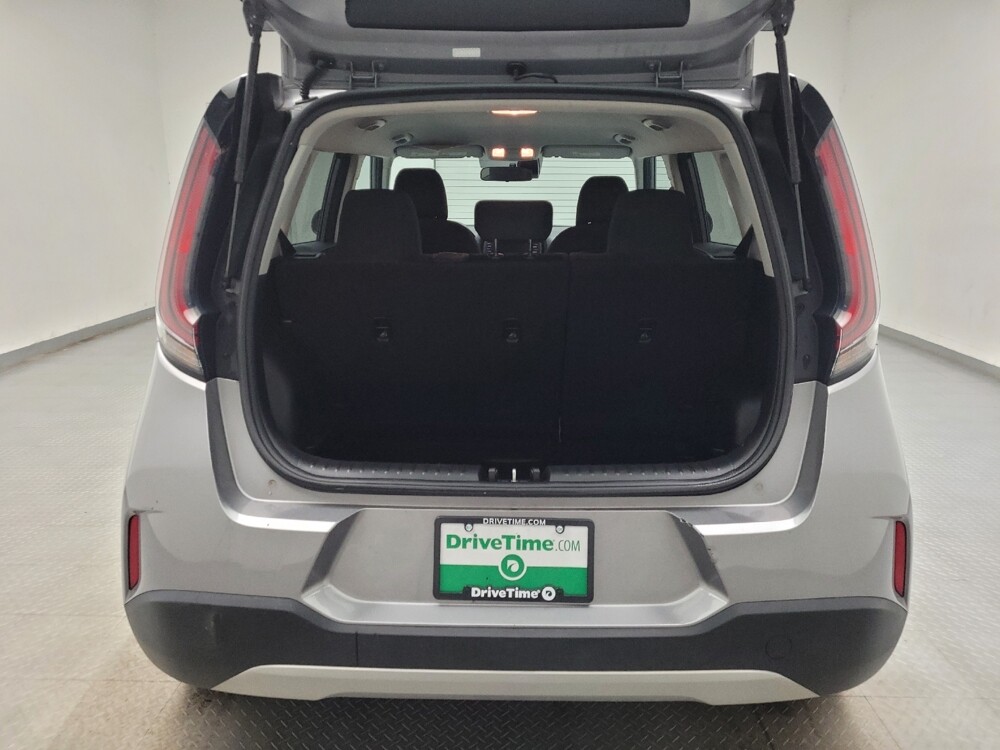 2023 Kia Soul in Eastpointe, MI 48021 - 18135962 29