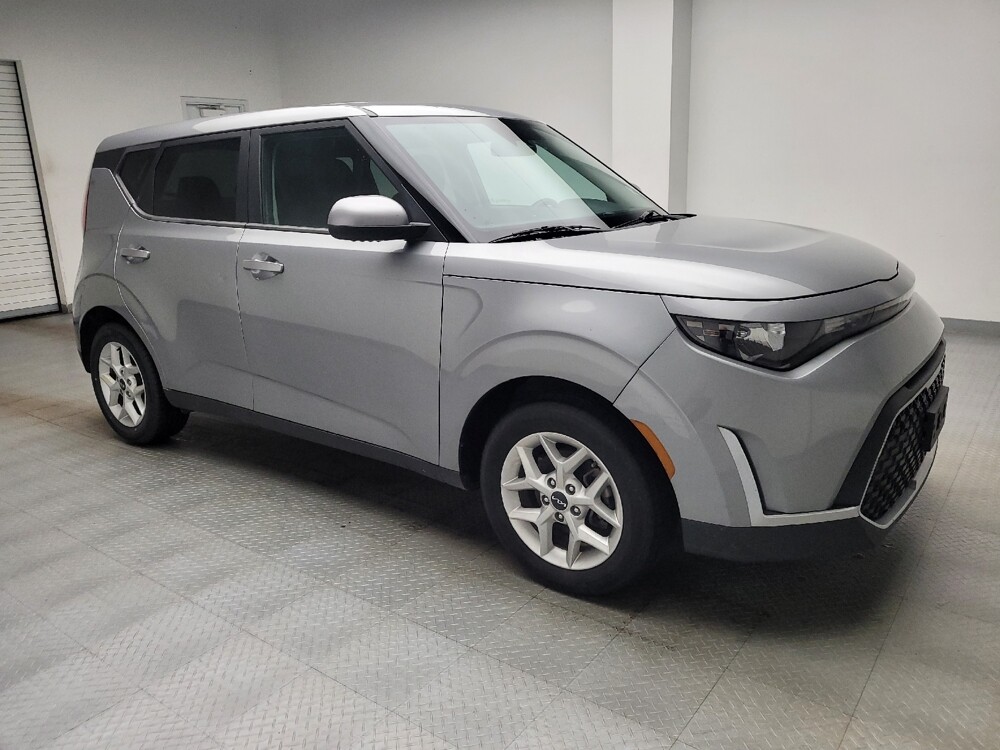 2023 Kia Soul in Eastpointe, MI 48021 - 18135962 11