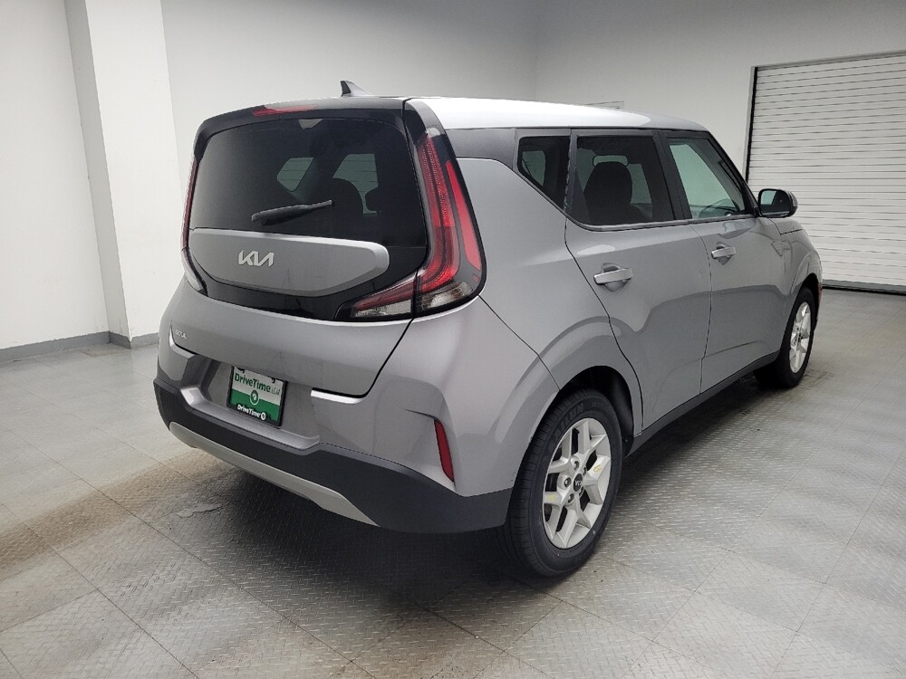 2023 Kia Soul in Eastpointe, MI 48021 - 18135962 9