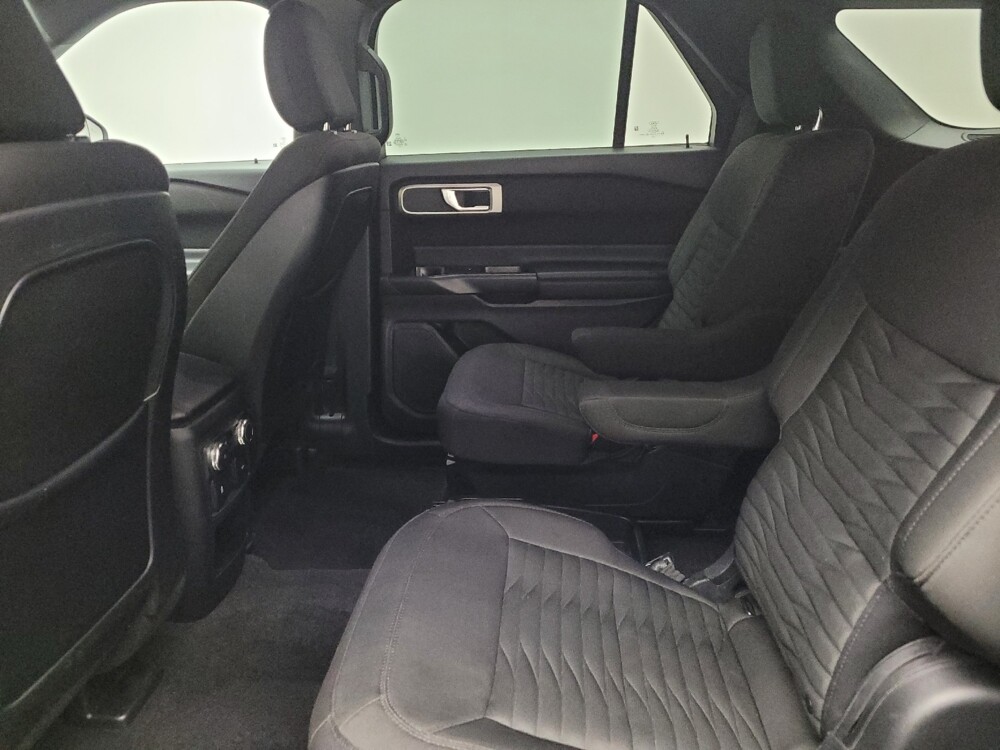 2020 Ford Explorer in Eastpointe, MI 48021 - 18135963 18