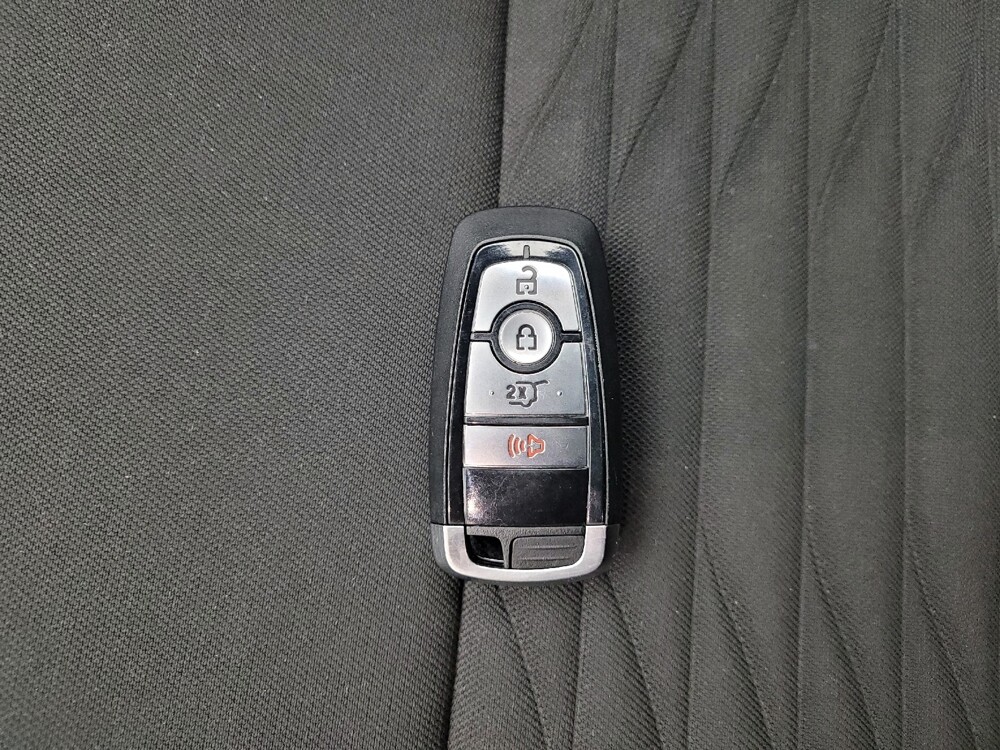 2020 Ford Explorer in Eastpointe, MI 48021 - 18135963 32