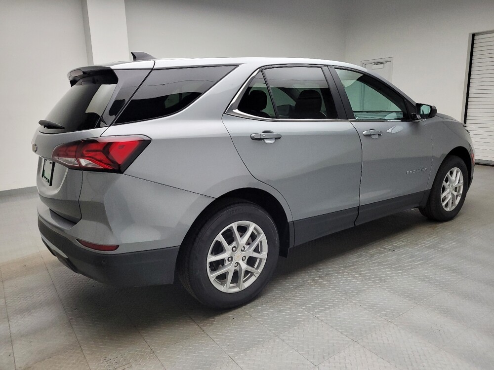 2024 Chevrolet Equinox in Taylor, MI 48180 - 18135965 10