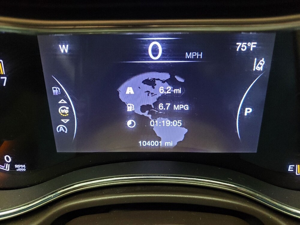 2017 Jeep Grand Cherokee in Eastpointe, MI 48021 - 18135966 23