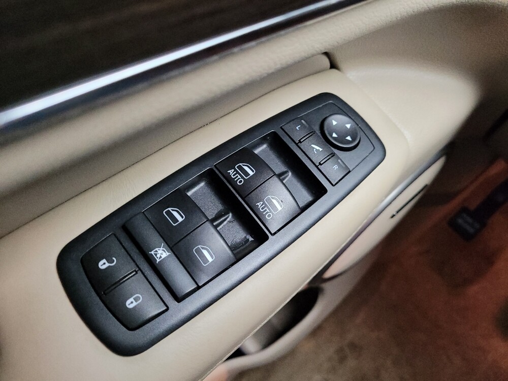 2017 Jeep Grand Cherokee in Eastpointe, MI 48021 - 18135966 27