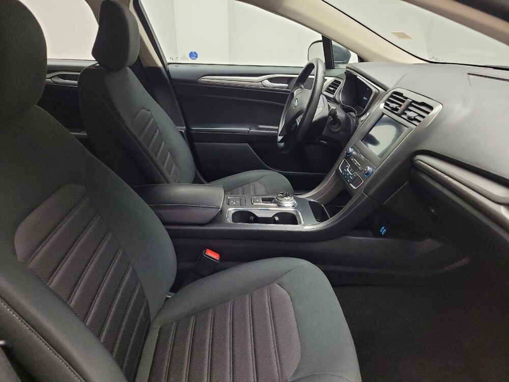 2020 Ford Fusion in Eastpointe, MI 48021 - 18135967 21