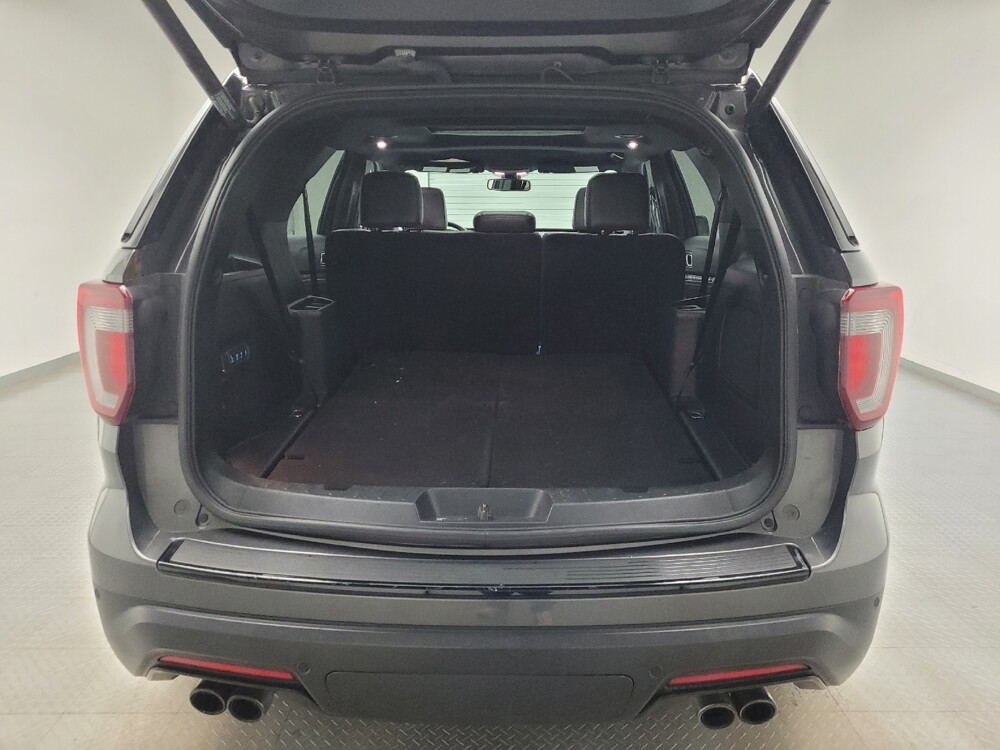 2018 Ford Explorer in Grand Rapids, MI 49508 - 18135968 29