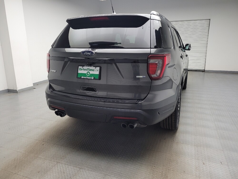 2018 Ford Explorer in Grand Rapids, MI 49508 - 18135968 7
