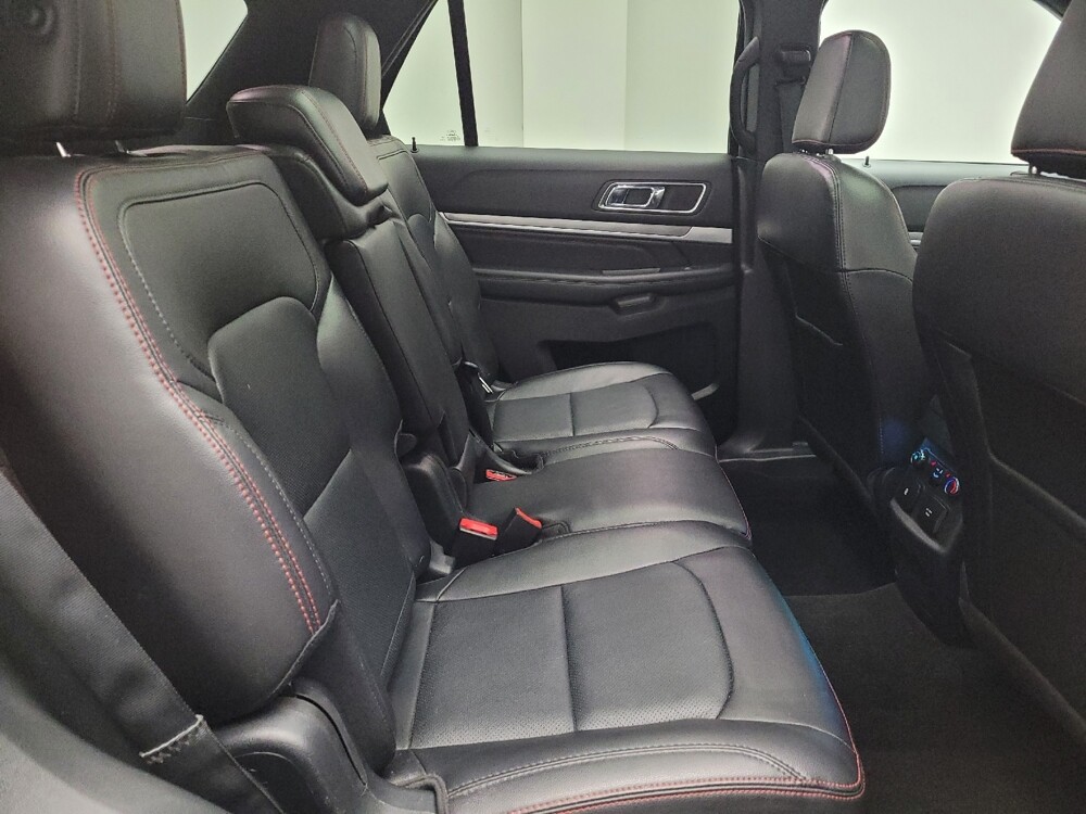2018 Ford Explorer in Grand Rapids, MI 49508 - 18135968 19