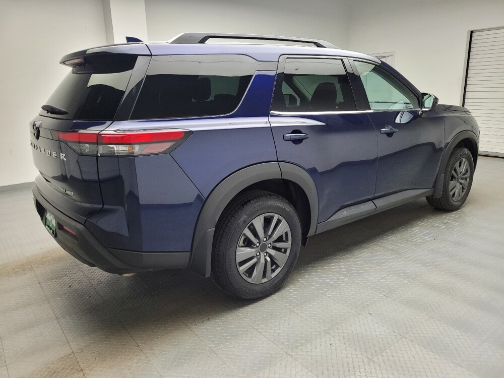 2022 Nissan Pathfinder in Eastpointe, MI 48021 - 18135973 10