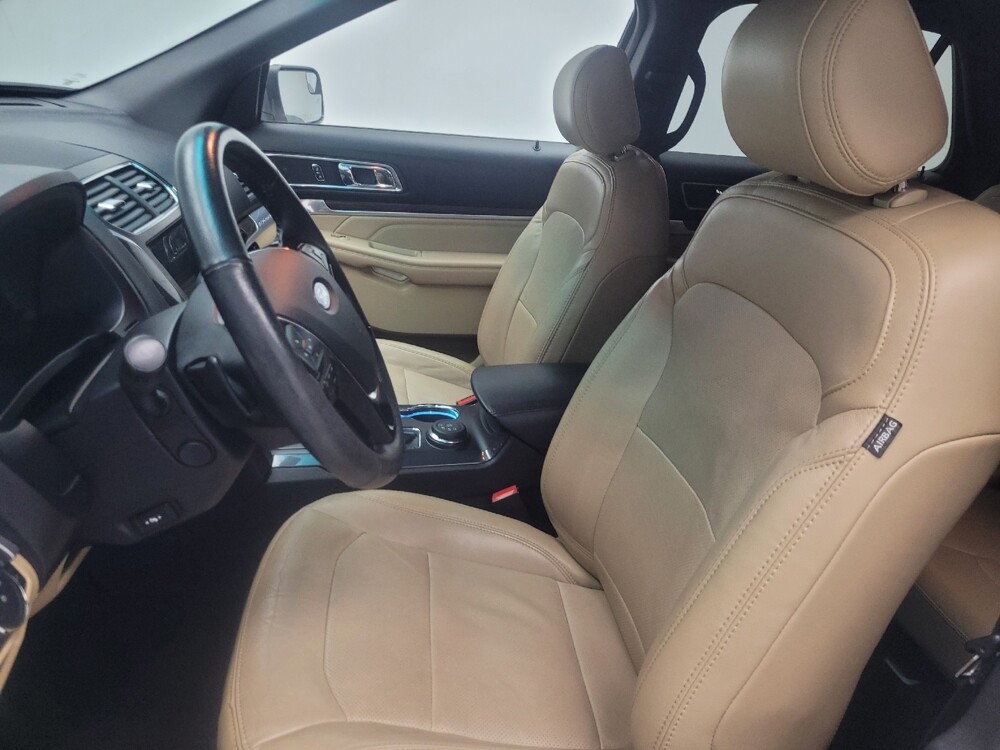 2017 Ford Explorer in Indianapolis, IN 46219 - 18135975 17