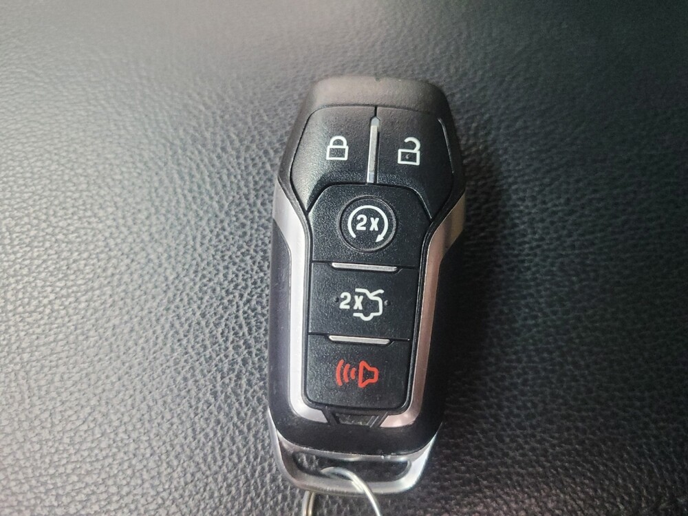 2017 Ford Explorer in Indianapolis, IN 46219 - 18135975 32