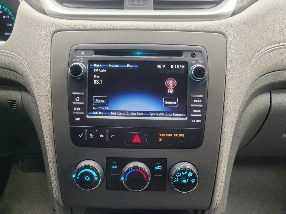 2017 Chevrolet Traverse in Indianapolis, IN 46222 - 18135976 25