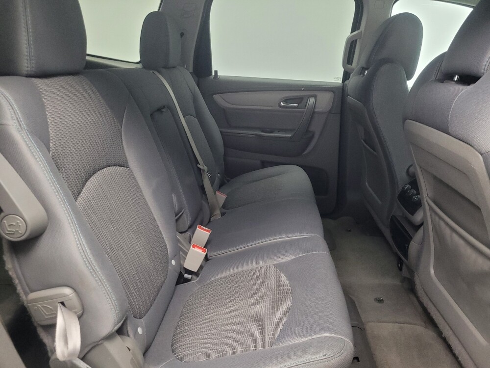 2017 Chevrolet Traverse in Indianapolis, IN 46222 - 18135976 19