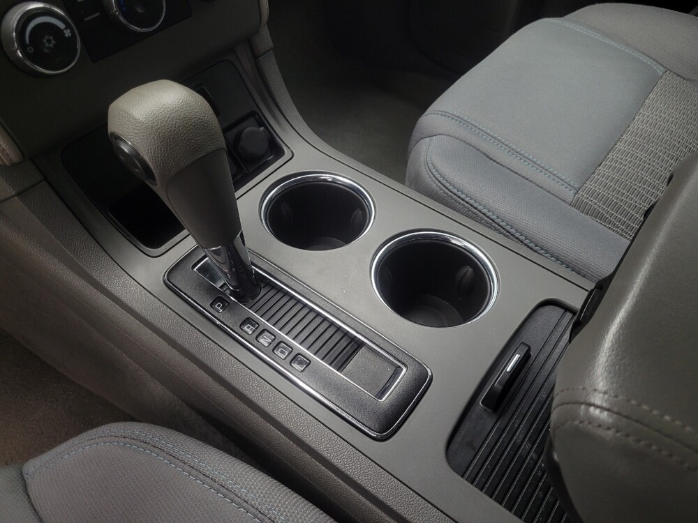 2017 Chevrolet Traverse in Indianapolis, IN 46222 - 18135976 26