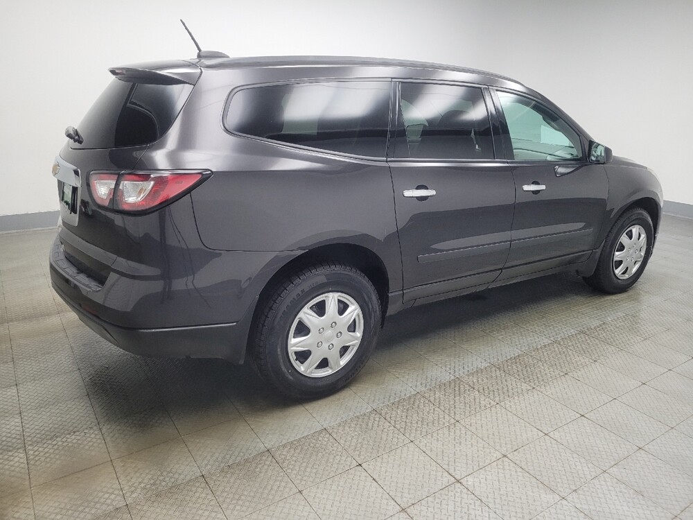 2017 Chevrolet Traverse in Indianapolis, IN 46222 - 18135976 10