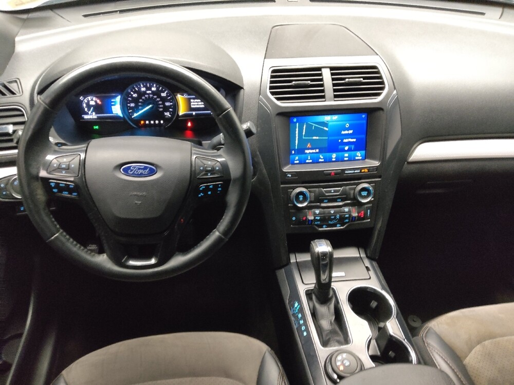 2017 Ford Explorer in Indianapolis, IN 46222 - 18135978 22