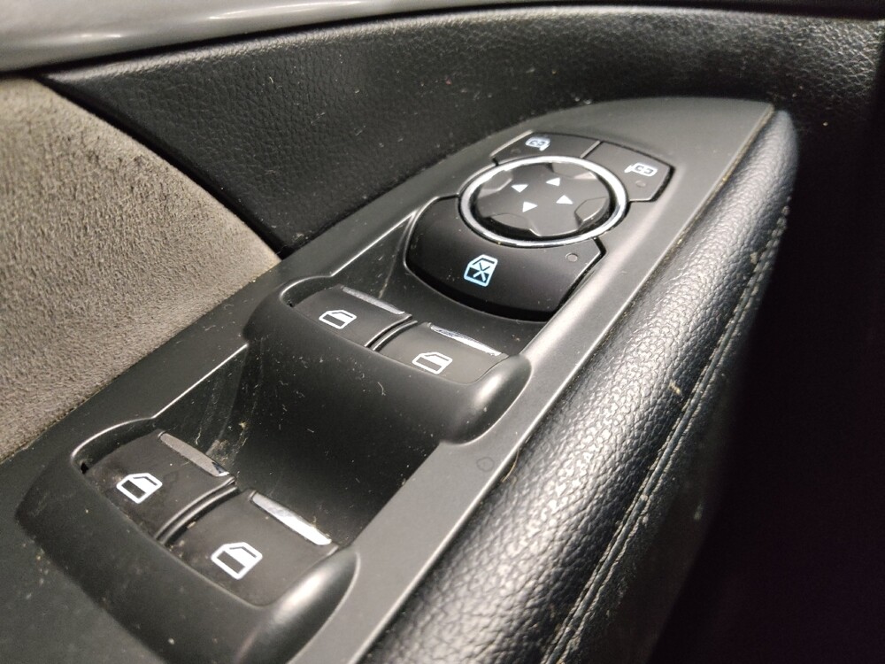 2017 Ford Explorer in Indianapolis, IN 46222 - 18135978 27