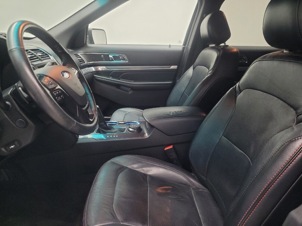 2017 Ford Explorer in Indianapolis, IN 46219 - 18135979 17