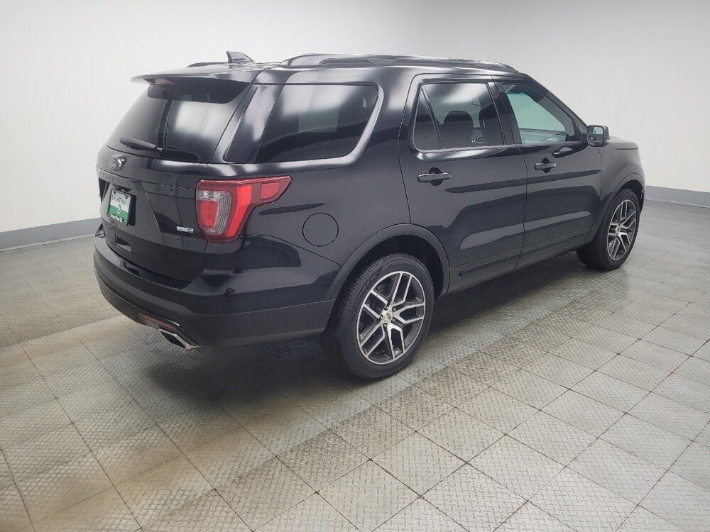 2017 Ford Explorer in Indianapolis, IN 46219 - 18135979 10