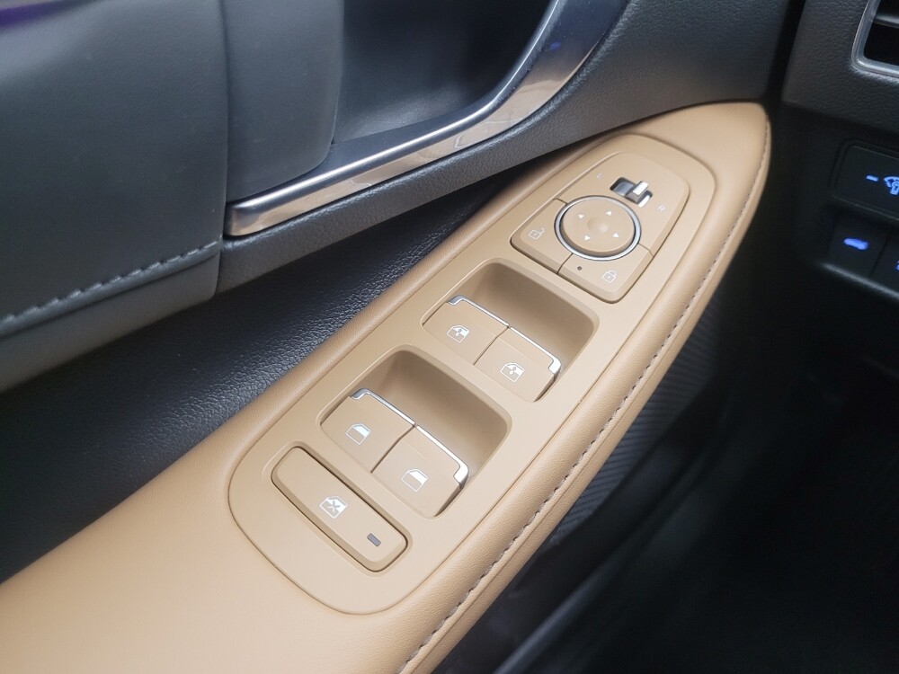 2021 Hyundai Sonata in Indianapolis, IN 46222 - 18135980 27