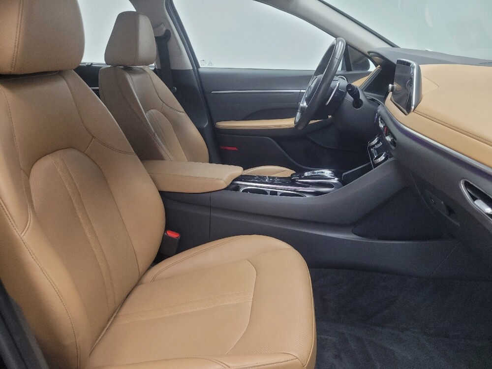 2021 Hyundai Sonata in Indianapolis, IN 46222 - 18135980 21