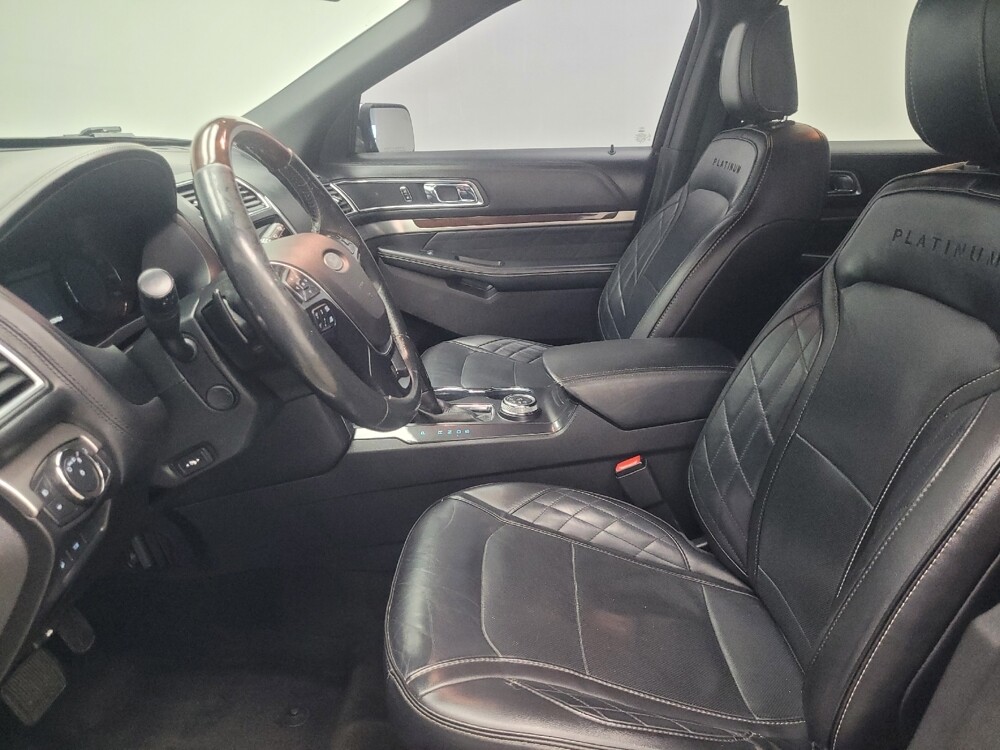 2018 Ford Explorer in Indianapolis, IN 46222 - 18135981 17