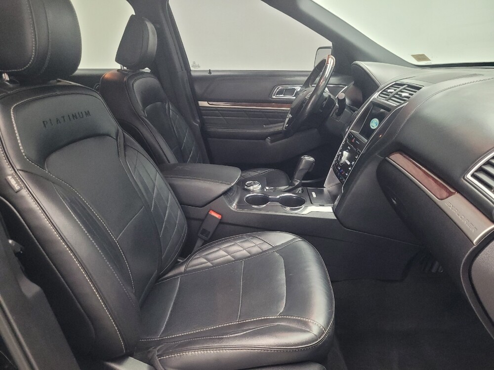 2018 Ford Explorer in Indianapolis, IN 46222 - 18135981 21