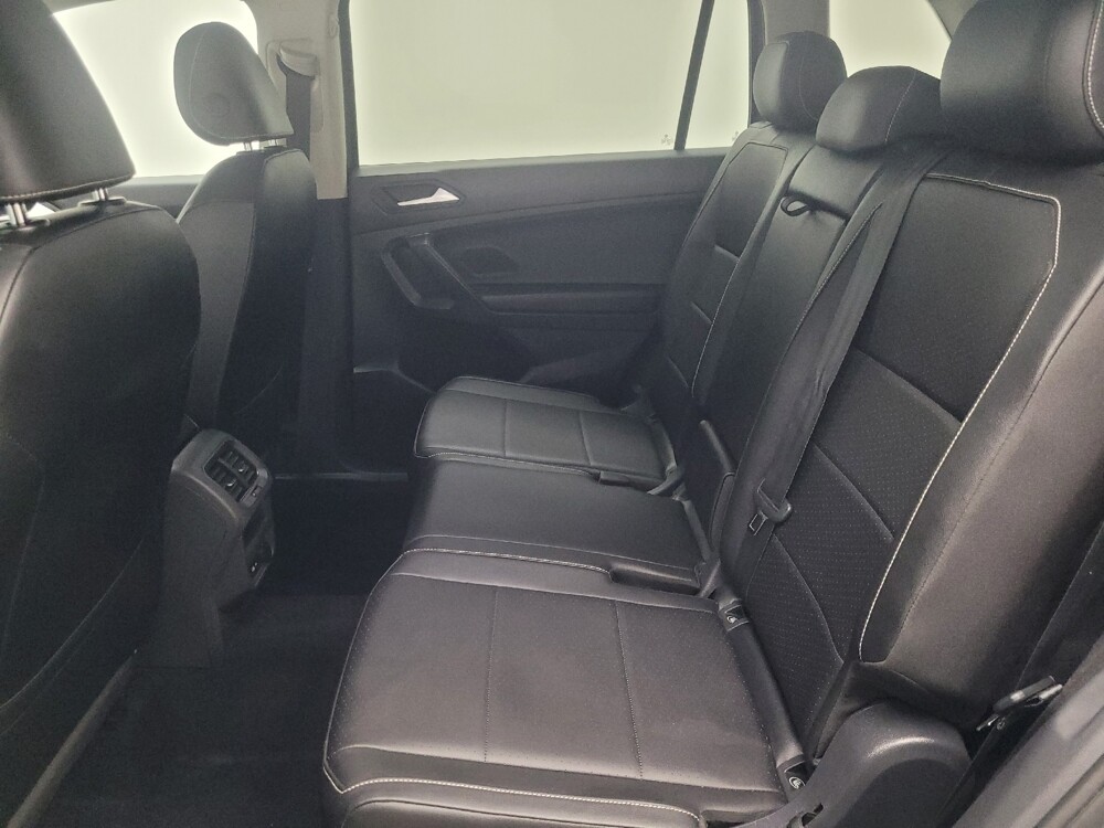 2021 Volkswagen Tiguan in Indianapolis, IN 46219 - 18135982 18