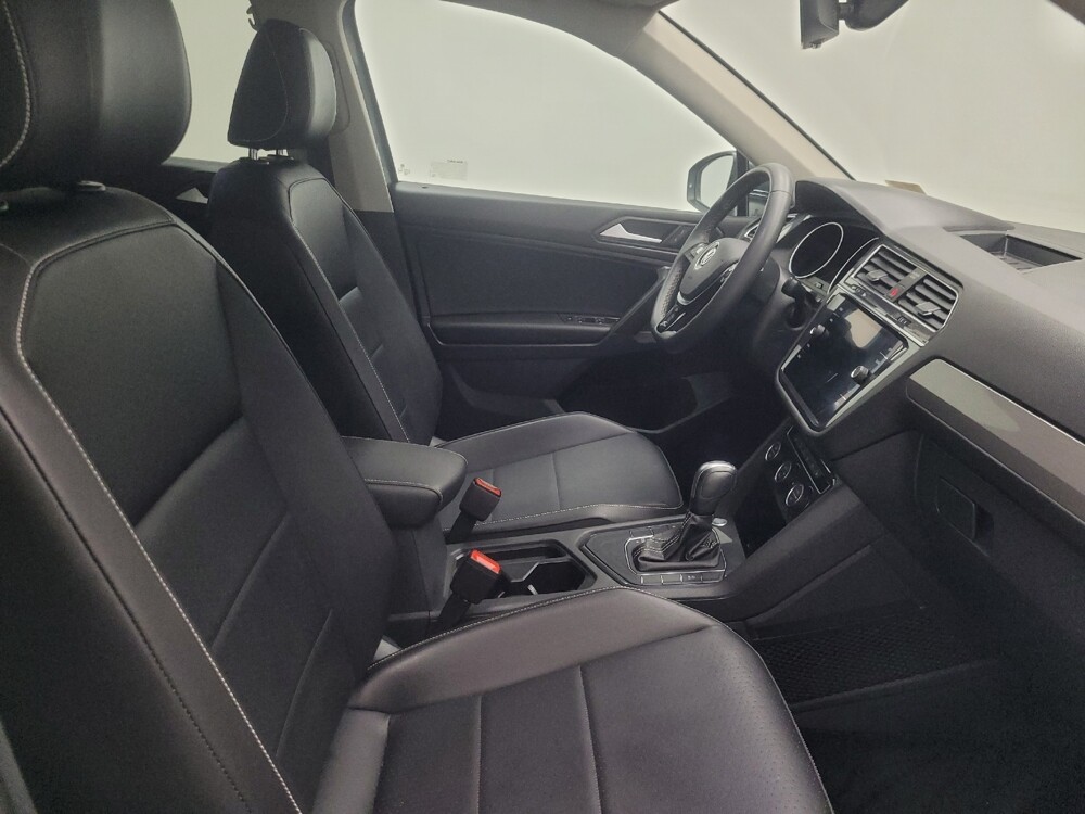 2021 Volkswagen Tiguan in Indianapolis, IN 46219 - 18135982 21