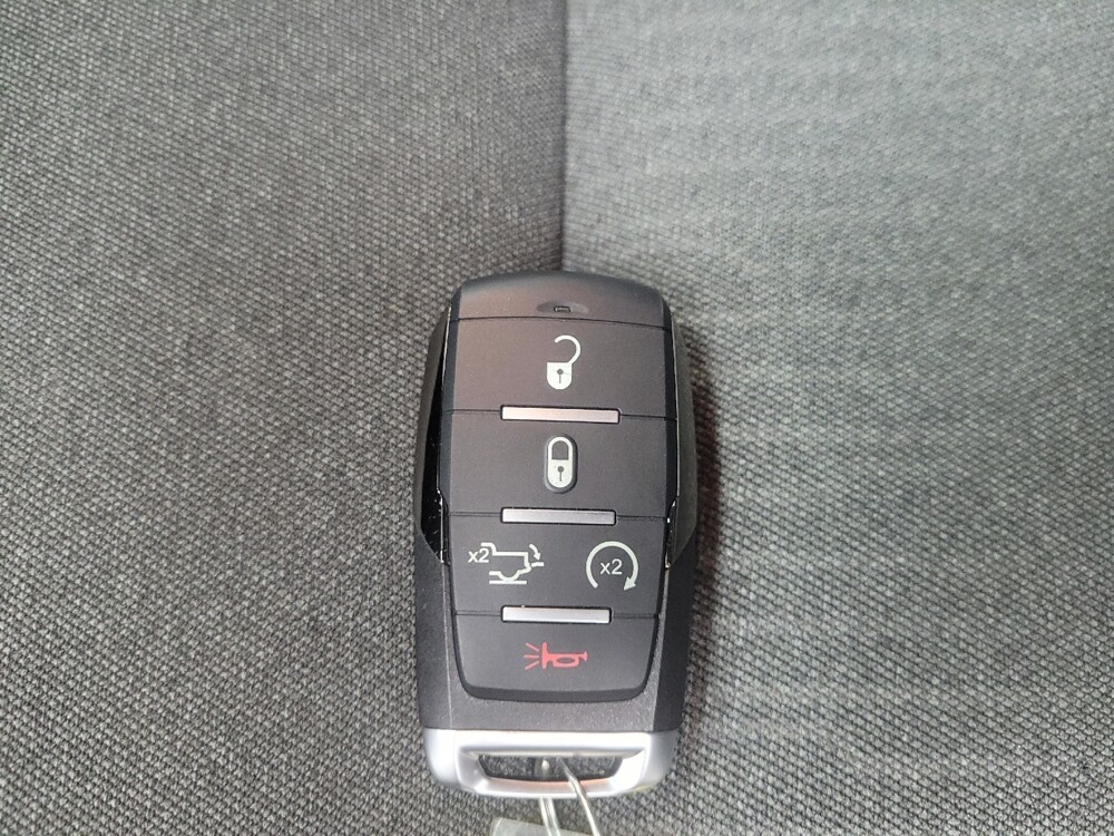 2021 RAM 1500 in Indianapolis, IN 46222 - 18135983 32