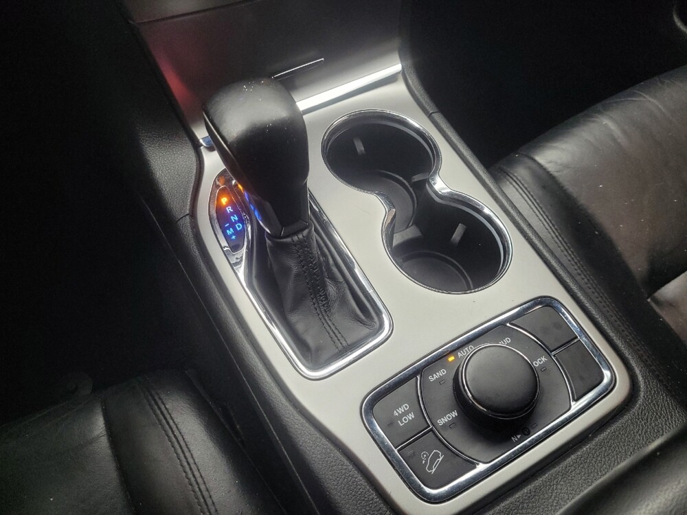 2018 Jeep Grand Cherokee in Indianapolis, IN 46219 - 18135984 26