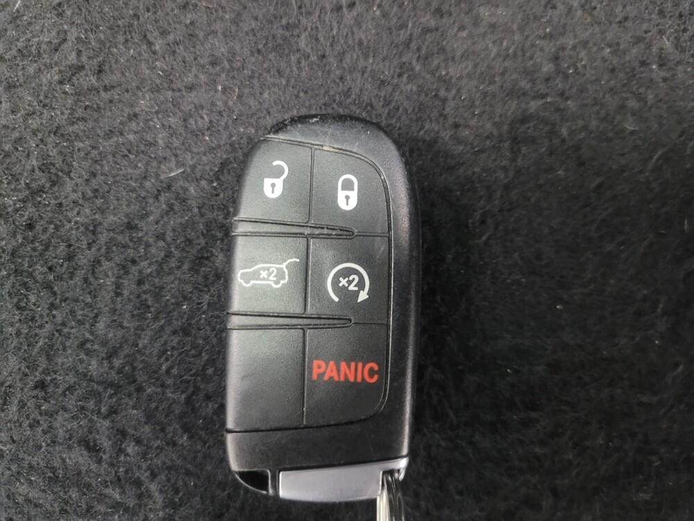 2018 Jeep Grand Cherokee in Indianapolis, IN 46219 - 18135984 32