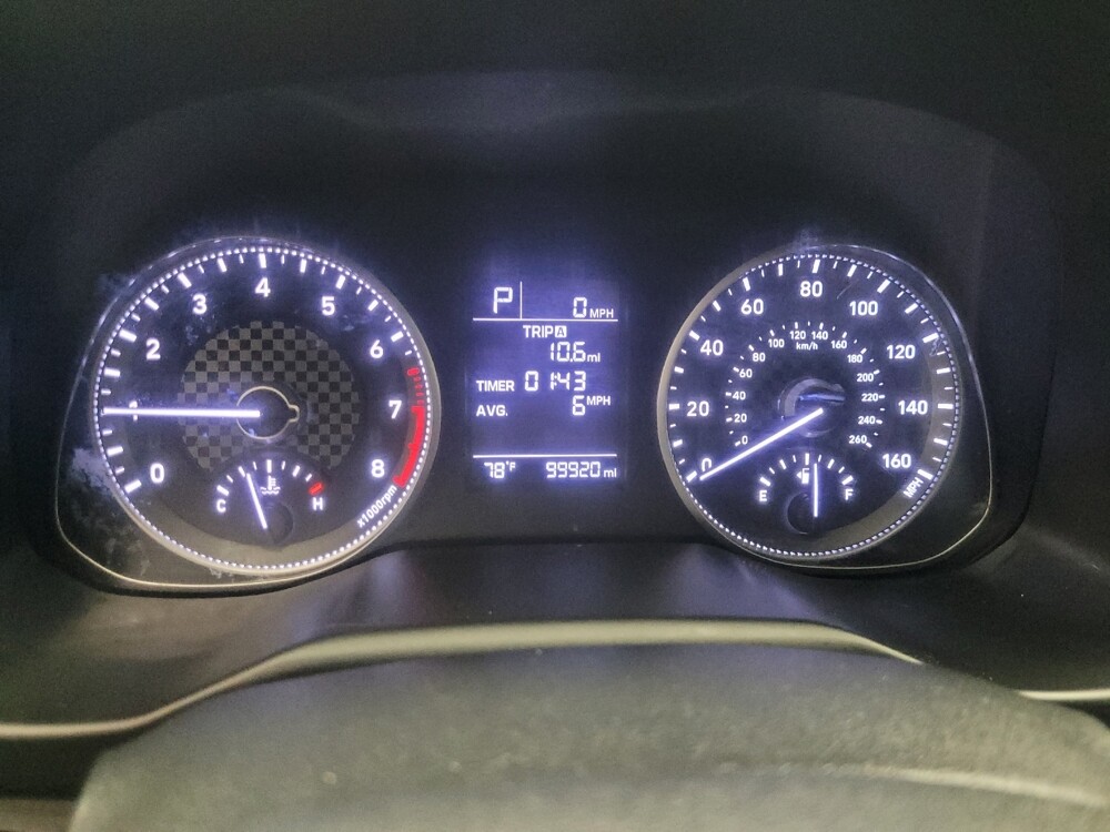 2019 Hyundai Elantra in Indianapolis, IN 46222 - 18135985 23