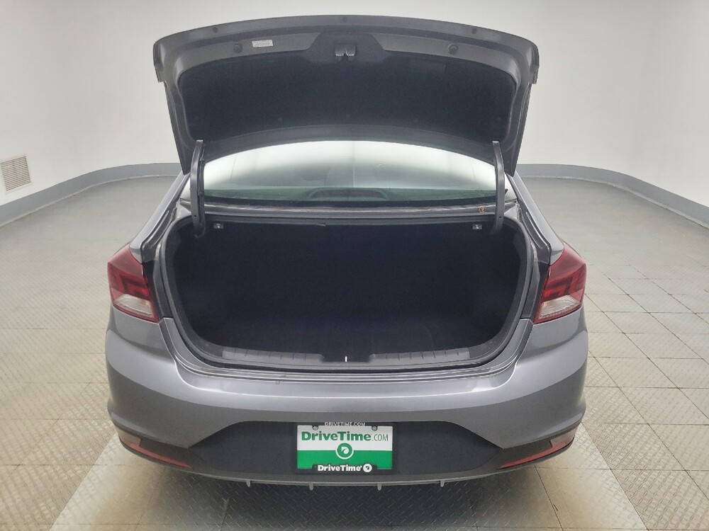 2019 Hyundai Elantra in Indianapolis, IN 46222 - 18135985 29