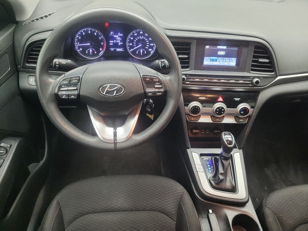 2019 Hyundai Elantra in Indianapolis, IN 46222 - 18135985 22
