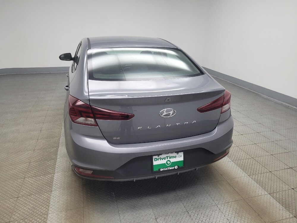 2019 Hyundai Elantra in Indianapolis, IN 46222 - 18135985 6