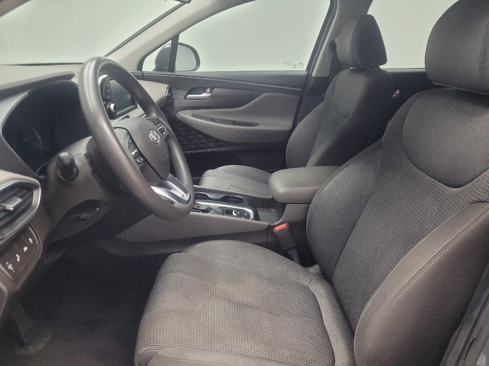 2019 Hyundai Santa Fe in Indianapolis, IN 46222 - 18135988 17