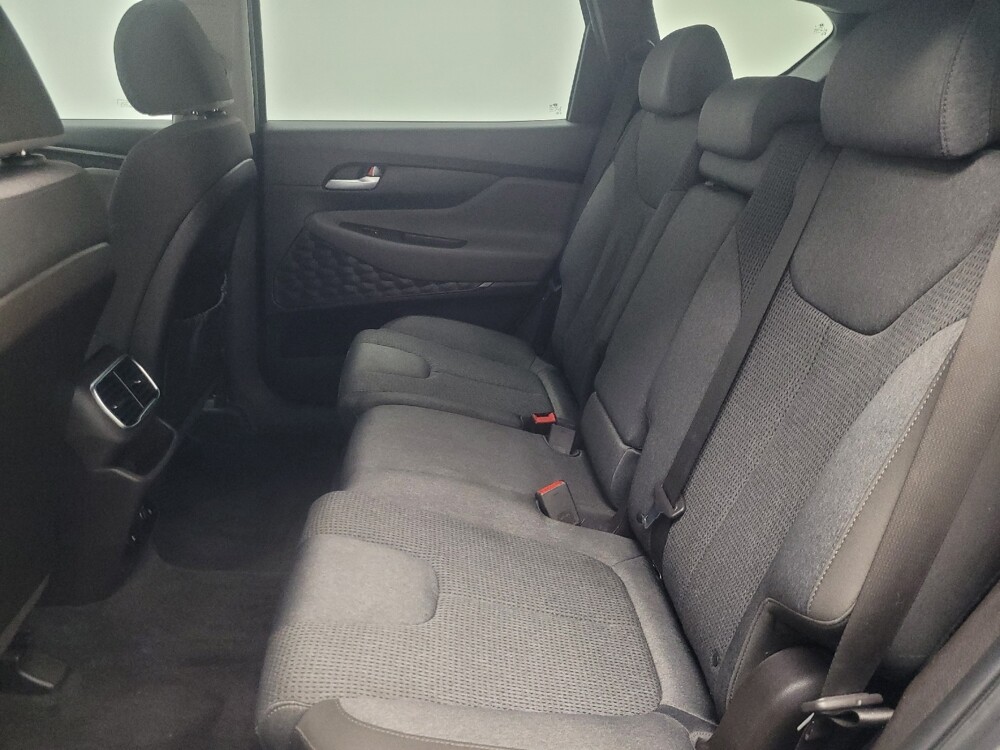 2019 Hyundai Santa Fe in Indianapolis, IN 46222 - 18135988 18